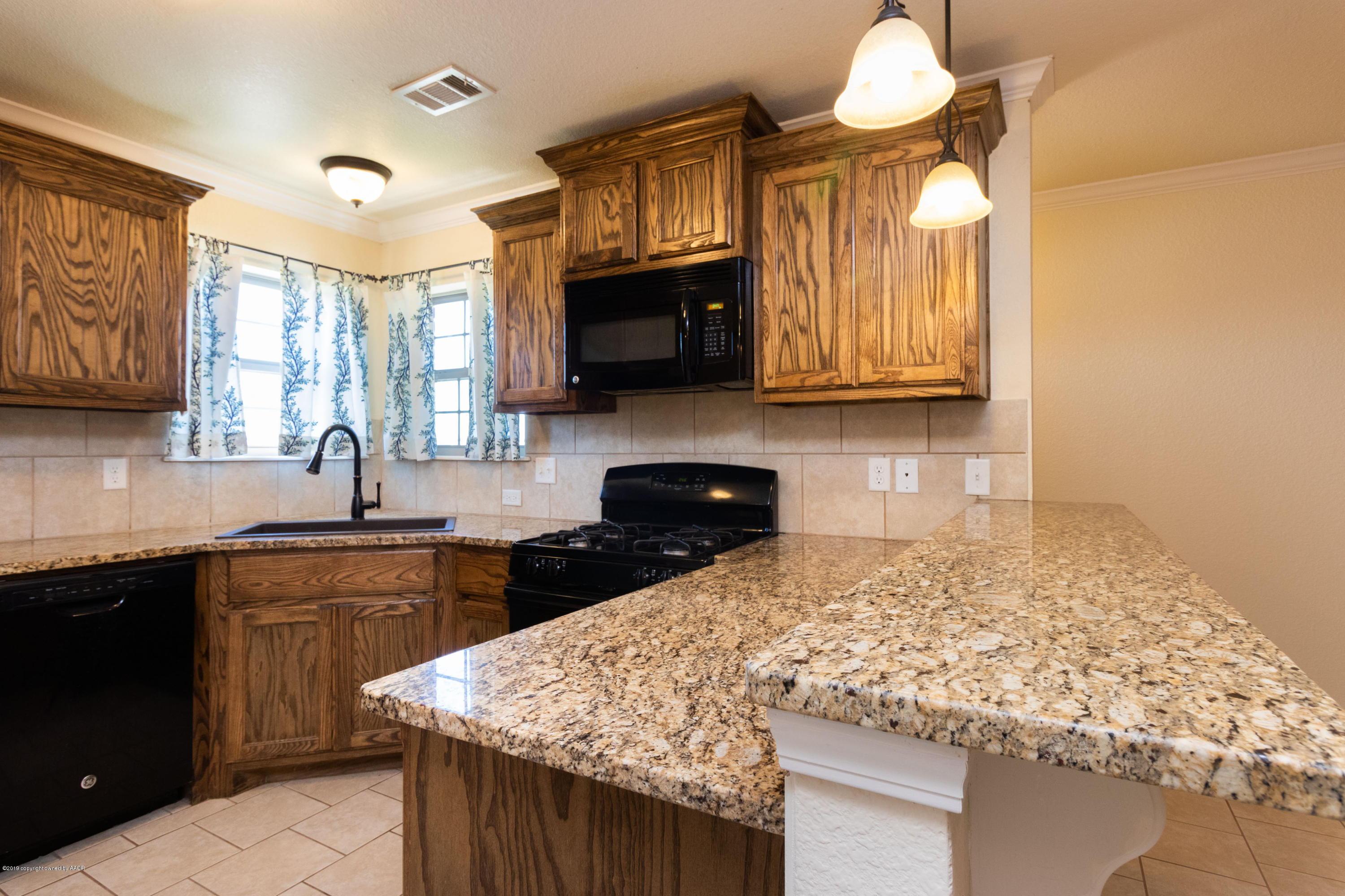 4523 Katharina Court Amarillo, TX 79110 - Photo 8 of 26 008