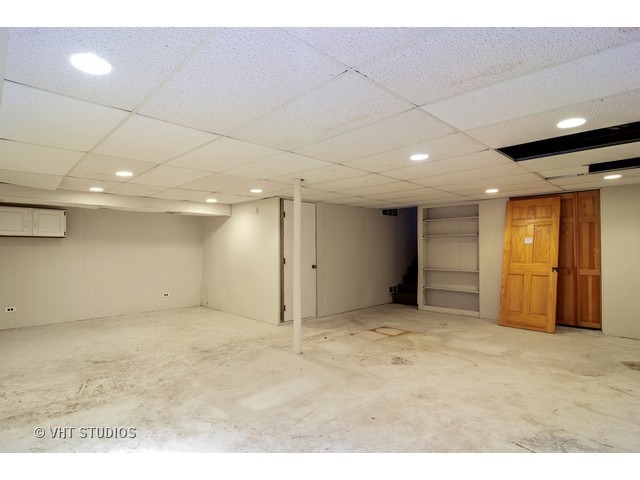 239 Leith Way Cary, IL 60013 - Photo 8 of 16 a view of an empty room