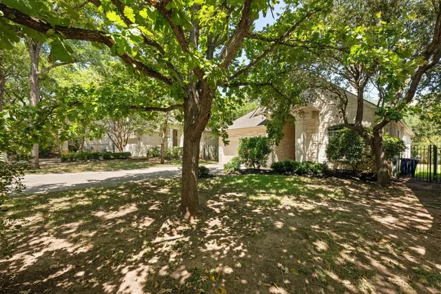 $869,900 | 5000 Mission Oaks Boulevard, Unit 47, Austin, TX 78735