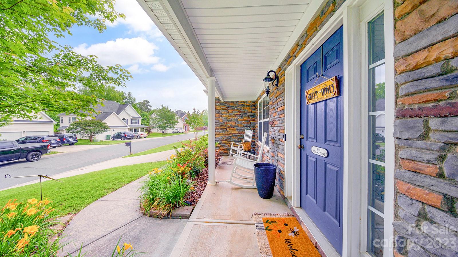 5207 Sunriver Road Gastonia, NC 28054 - Photo 3 of 46