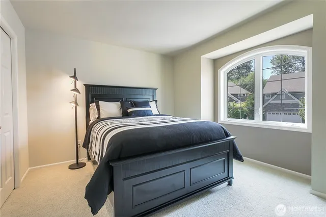 $1,050,000 | 818 South 36th Place, Renton, WA 98055