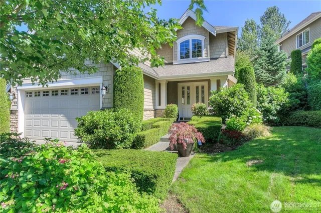 $1,050,000 | 818 South 36th Place, Renton, WA 98055