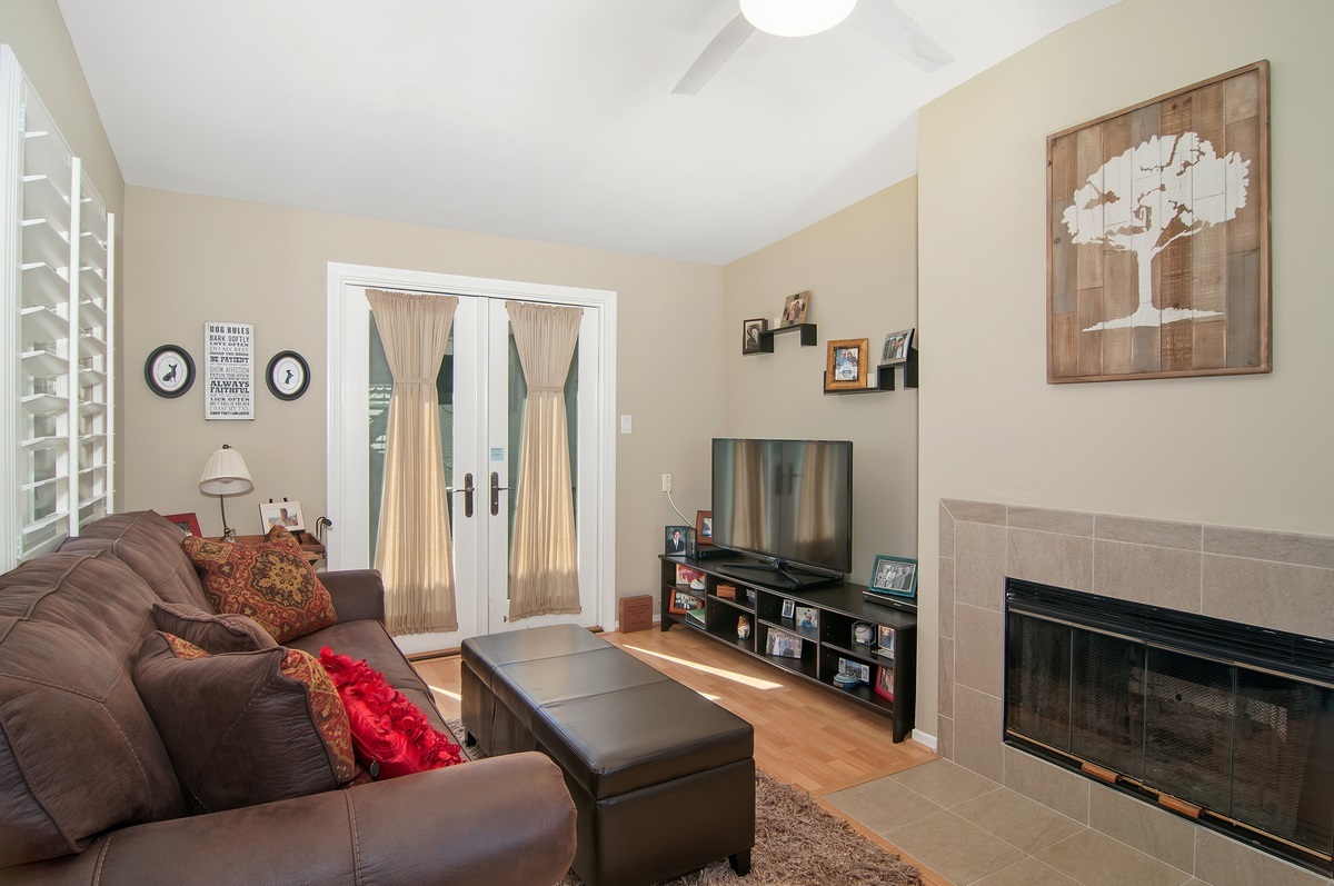 13219 Ridgedale Drive Poway, CA 92064 - Photo 3 of 15
