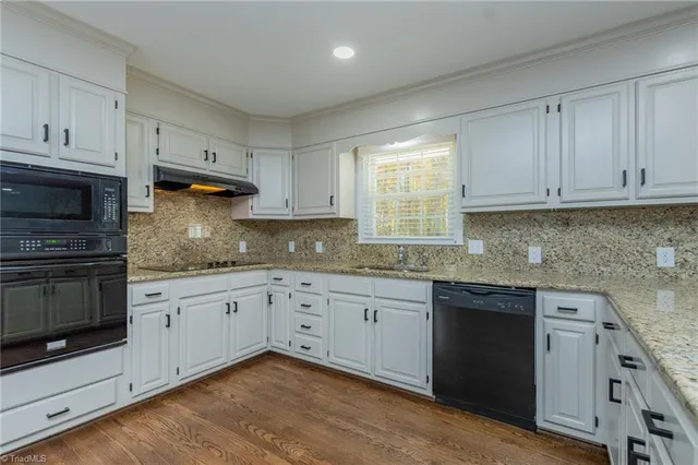 $2,000 | 1060 Kerner Road, Kernersville, NC 27284