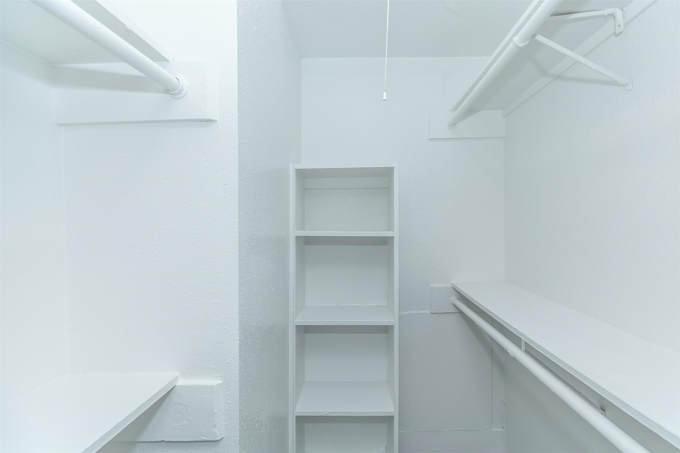 3001 Hillcroft Street, Unit G0608 Houston, TX 77057 - Photo 30 of 50 Model Unit