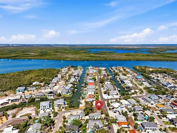 $425,000 | 245 Madison Court, Fort Myers Beach, FL 33931