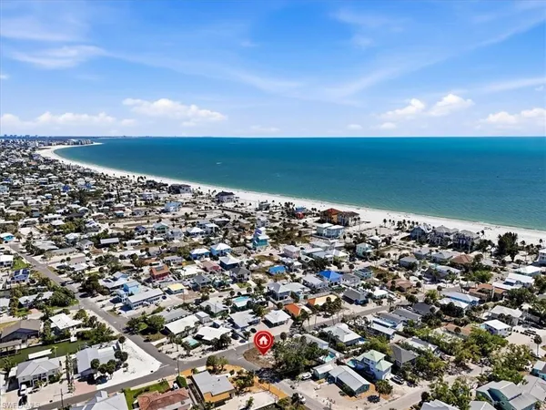 $425,000 | 245 Madison Court, Fort Myers Beach, FL 33931