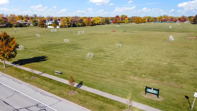 $269,900 | 15722 Old Orchard Court, Unit 1E, Orland Park, IL 60462