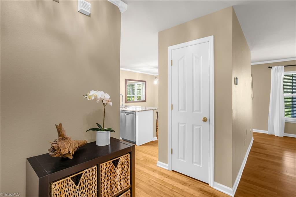 2156 Burton Run Road High Point, NC 27262 - Photo 4 of 24 Gallery Image 4