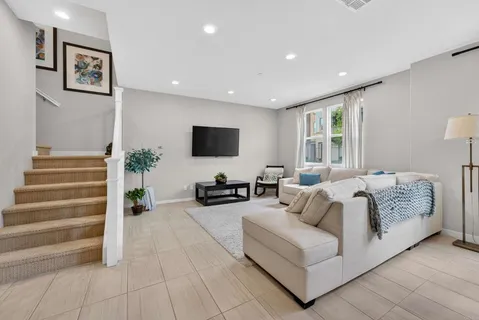 $715,000 | 387 Mission Villas Road, San Marcos, CA 92069