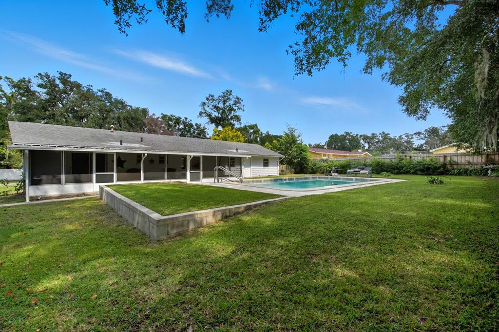 4516 Northeast 8th Street Ocala, FL 34470 - Photo 32 of 38