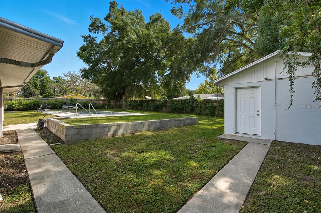 4516 Northeast 8th Street Ocala, FL 34470 - Photo 34 of 38