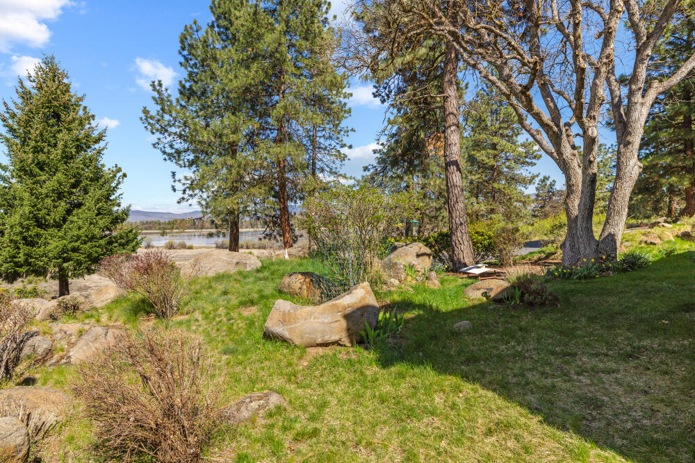12054 Kestrel Road Klamath Falls, OR 97601 - Photo 52 of 78 Gallery Image 52