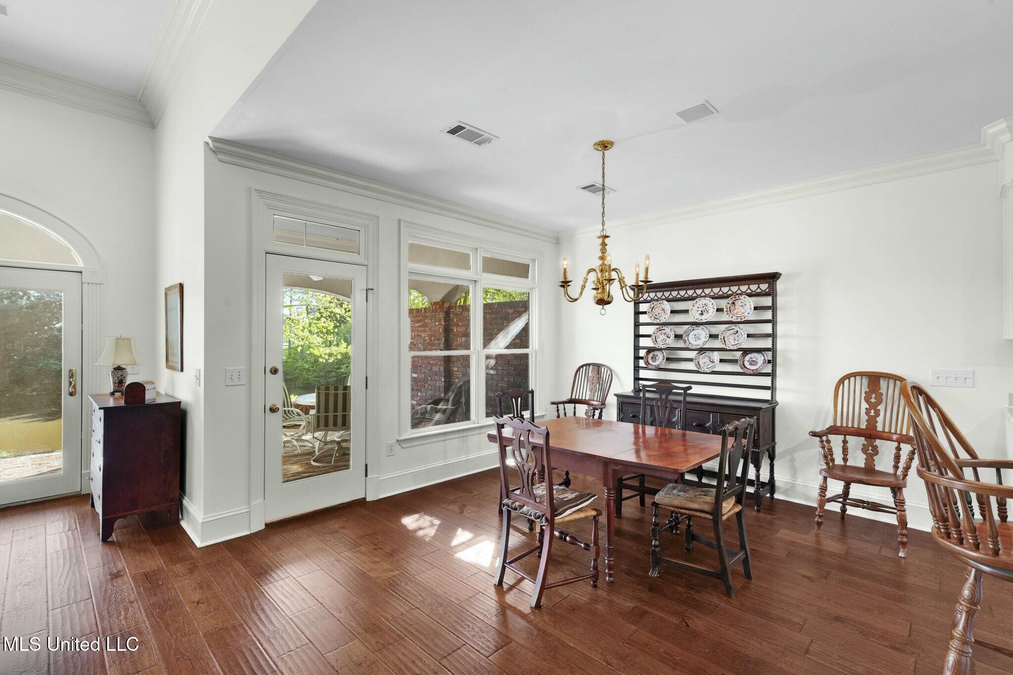 125 Overlook Pointe Drive Ridgeland, MS 39157 - Photo 15 of 49 tempImageLgDIOj