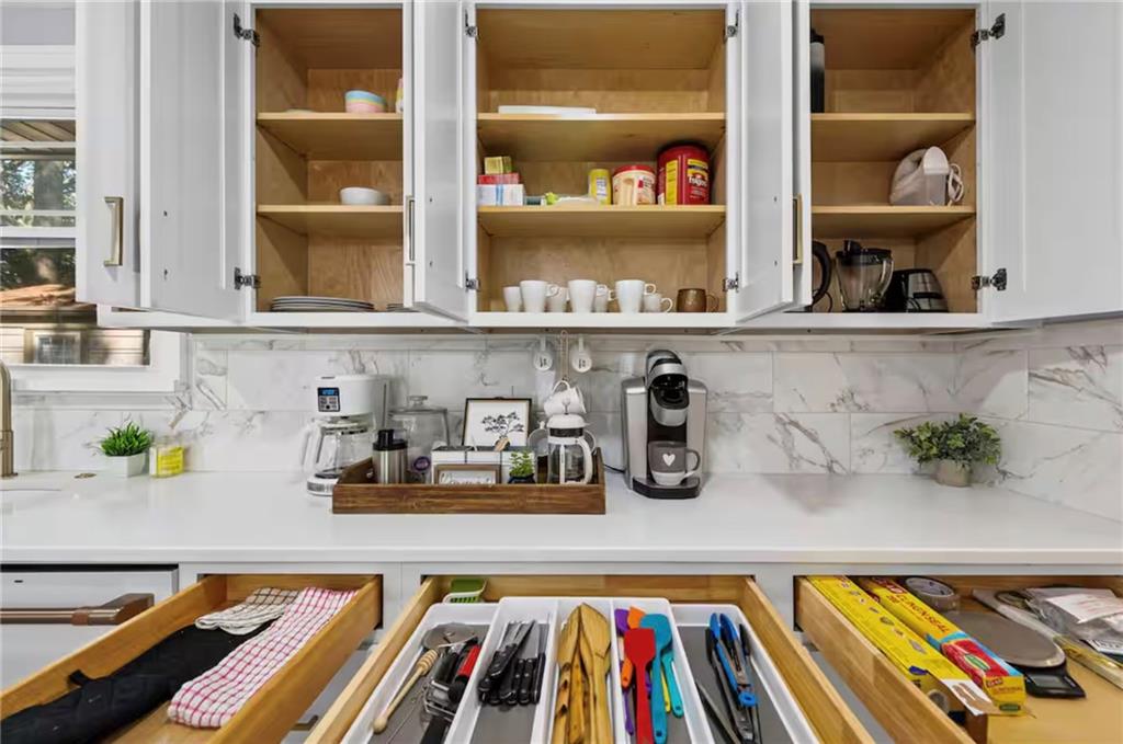 6415 Baltimore Avenue Kansas City, MO 64113 - Photo 12 of 30