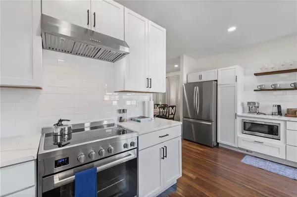 $1,755,000 | 6415 Baltimore Avenue, Kansas City, MO 64113