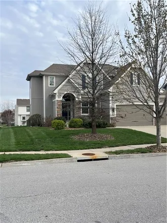 $569,950 | 8100 Northeast 103rd Street, Kansas City, MO 64157