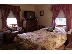 438 Micol Road Pembroke, NH 03275 - Photo 4 of 9 Gallery Image 4