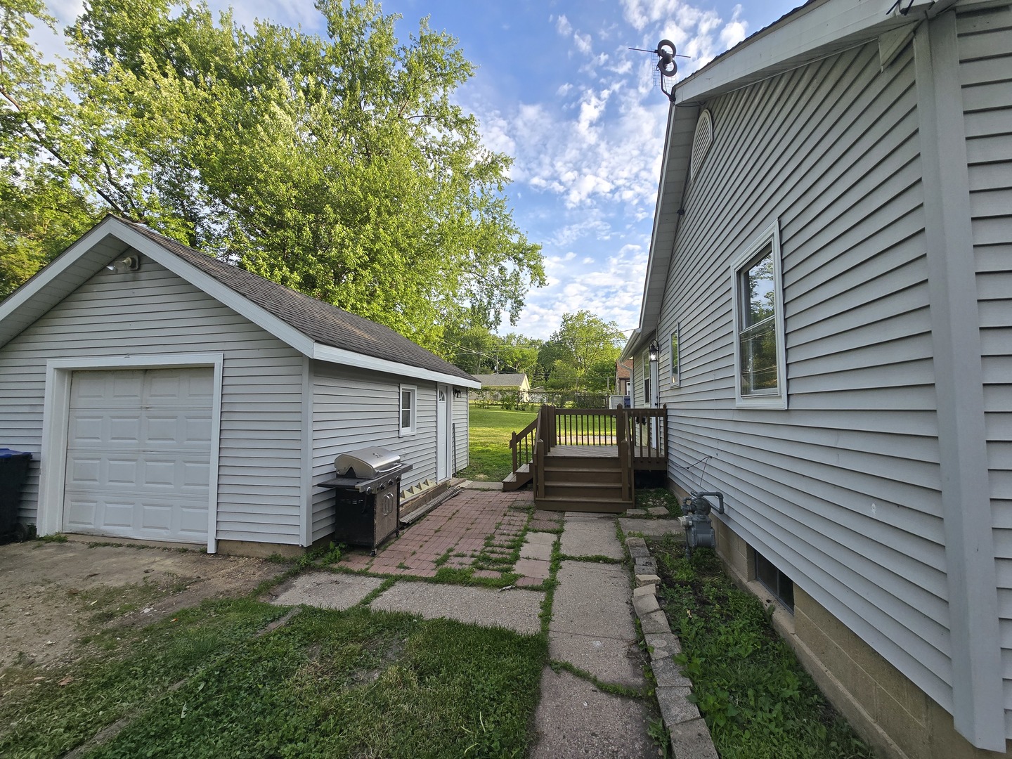 7602 Arbor Road Wonder Lake, IL 60097 - Photo 6 of 23