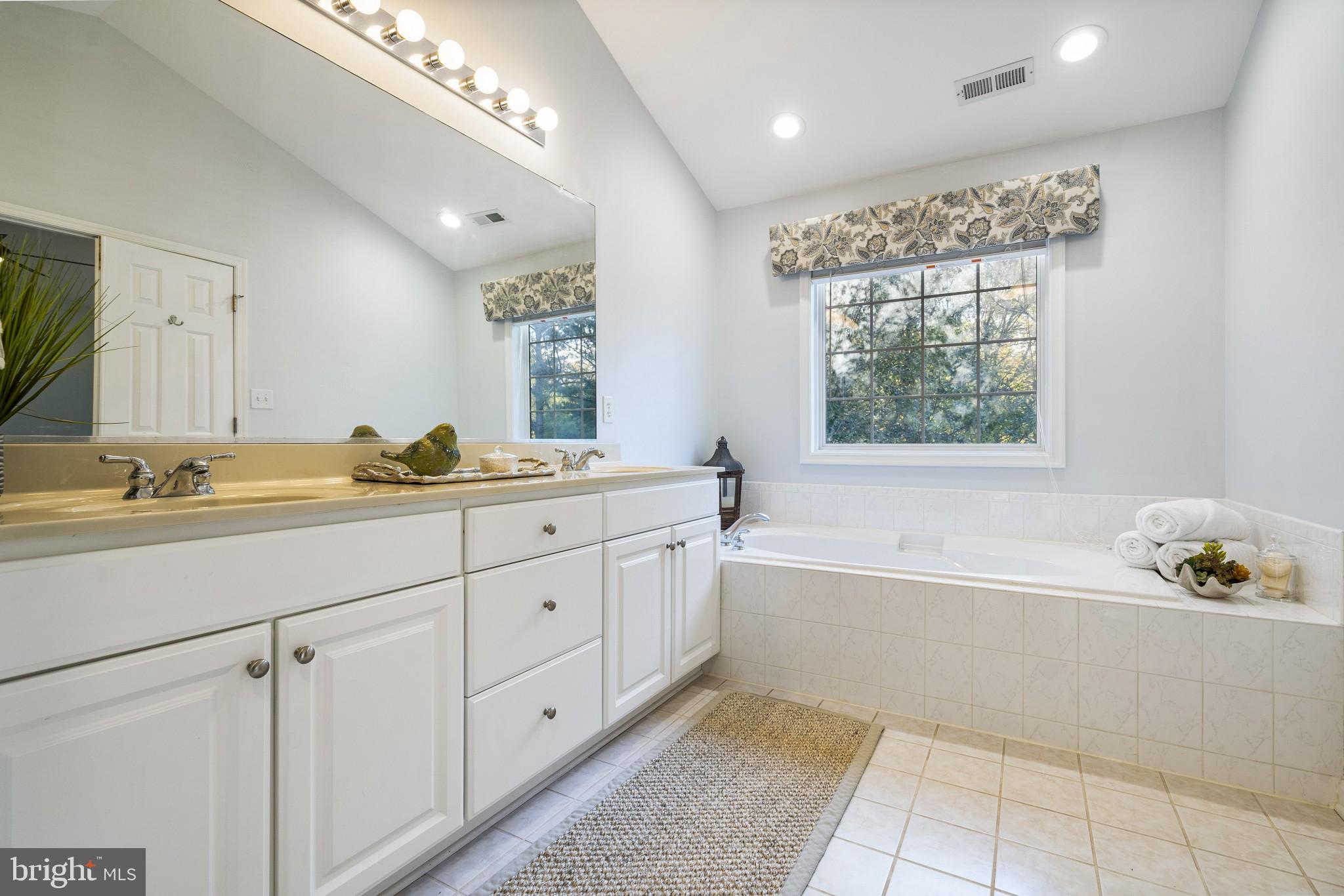 4 Dutch Brandy Road Stafford, VA 22556 - Photo 10 of 52 Dual vanity & soaking tub in en suite bath