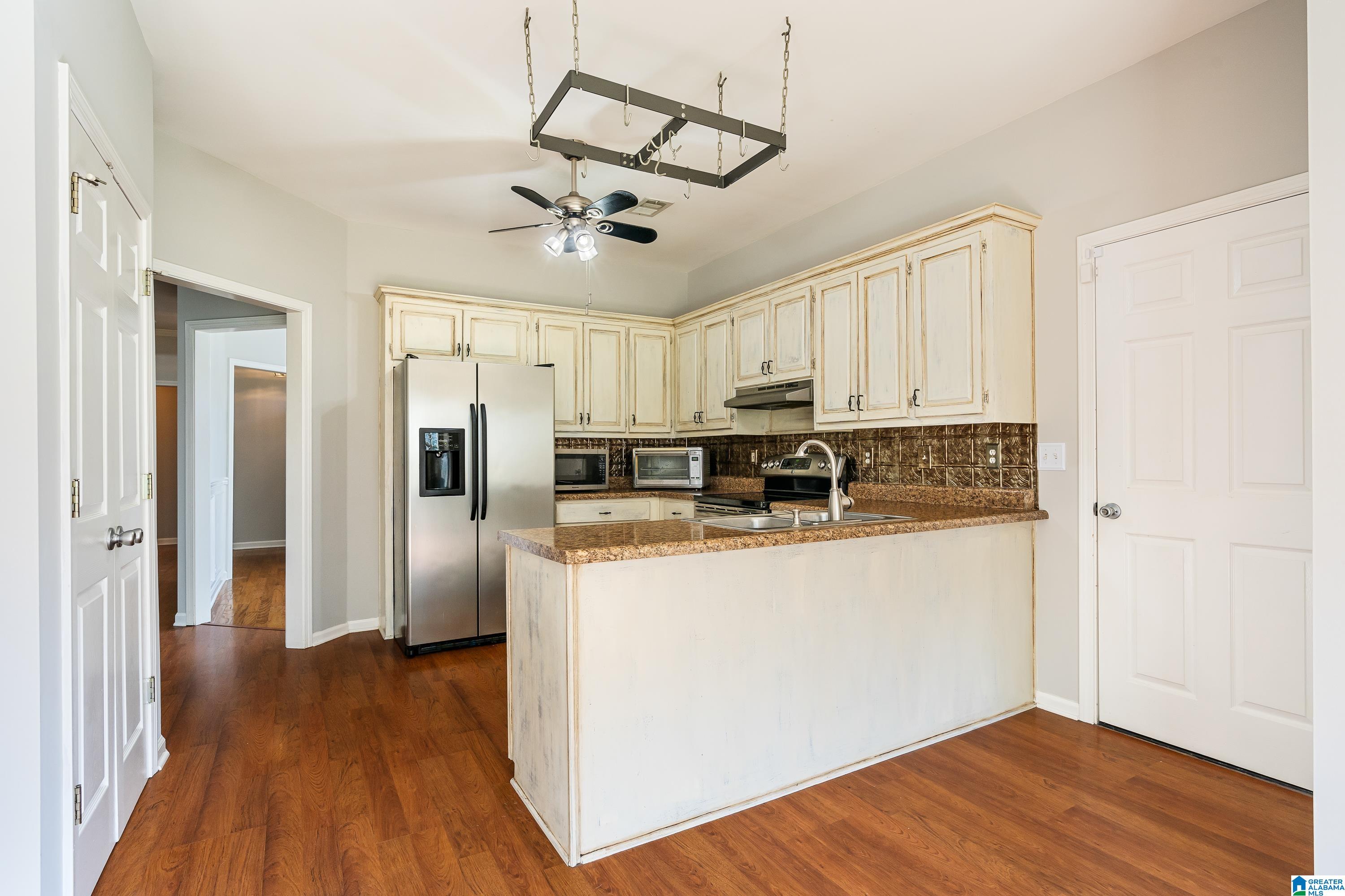 100 Creden Place Alabaster, AL 35007 - Photo 13 of 38