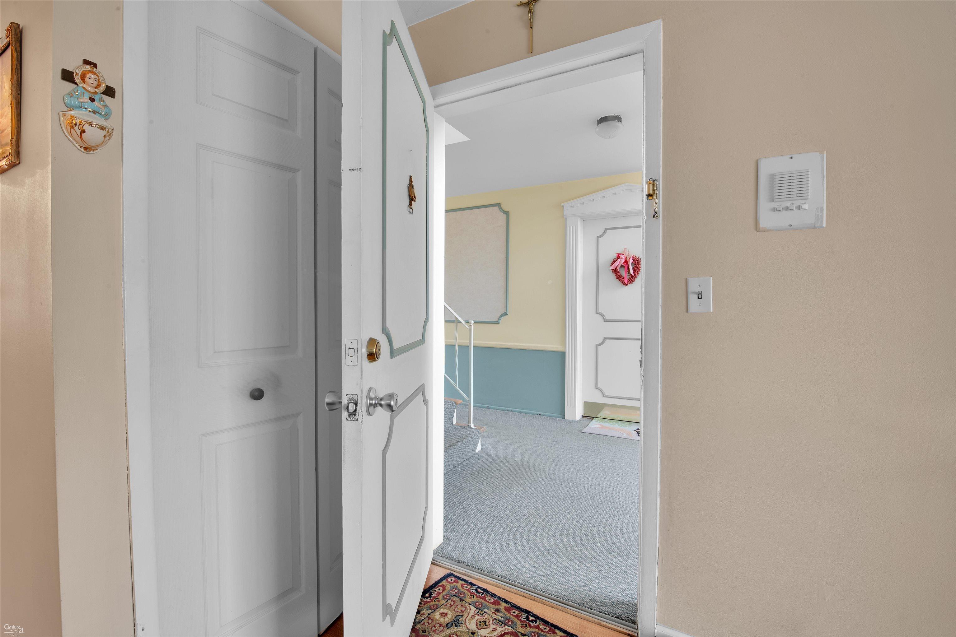 29225 Hayes Road, Unit I10 Warren, MI 48088 - Photo 2 of 15