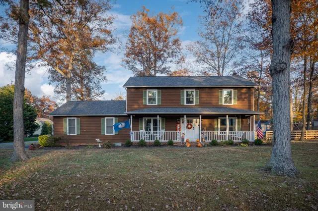 $524,900 | 3 Lord Fairfax Drive, Fredericksburg, VA 22405