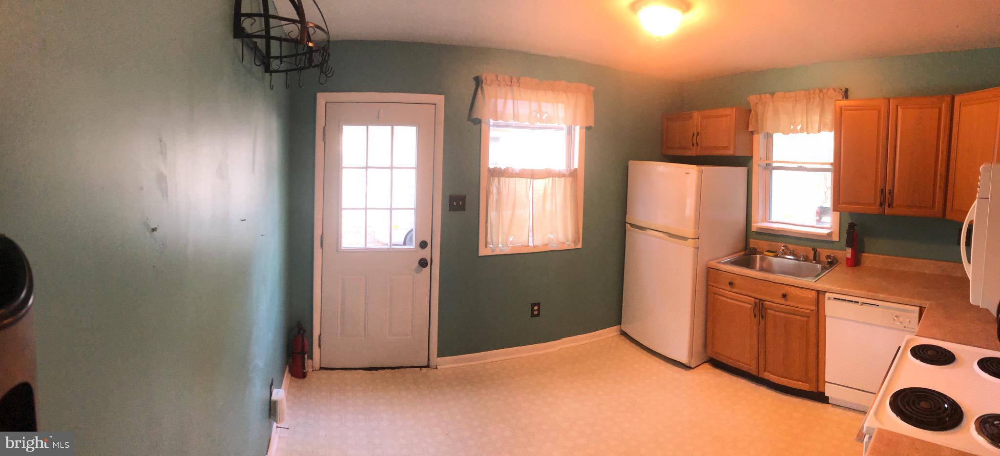613 Erial Road Pine Hill, NJ 08021 - Photo 13 of 40 Kitchen