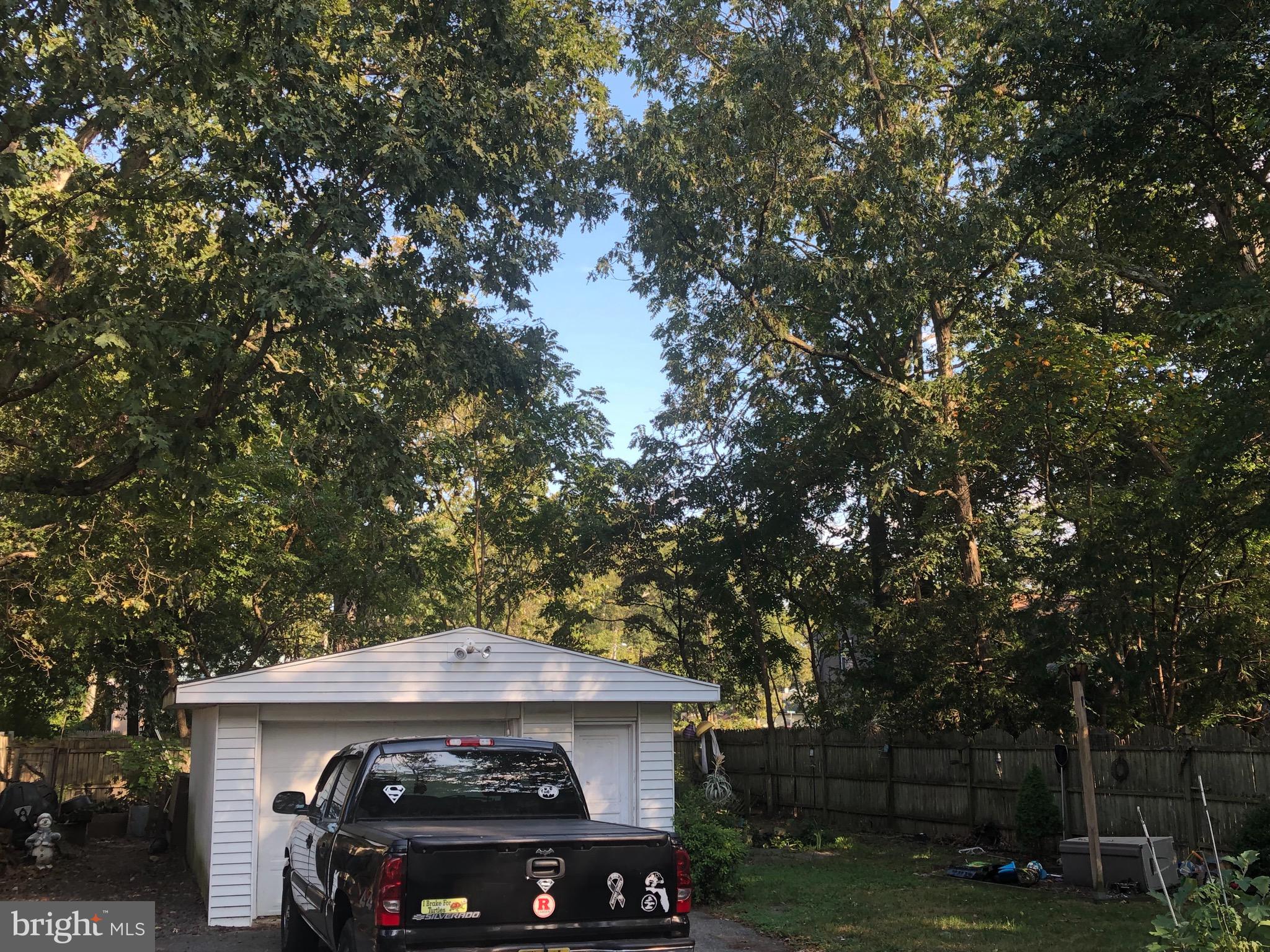 613 Erial Road Pine Hill, NJ 08021 - Photo 8 of 40 1-1/2 Car Garage
