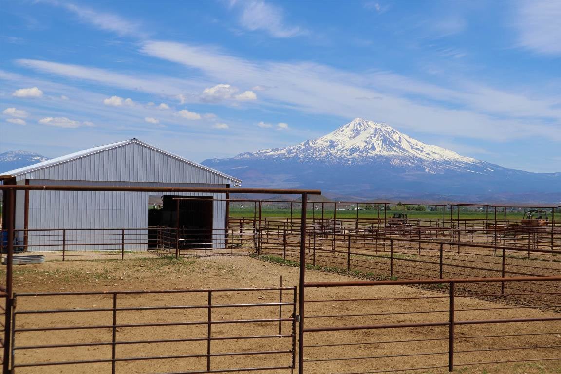 4722 Scarface Road Gazelle, CA 96034 - Photo 44 of 50 Gallery Image 44