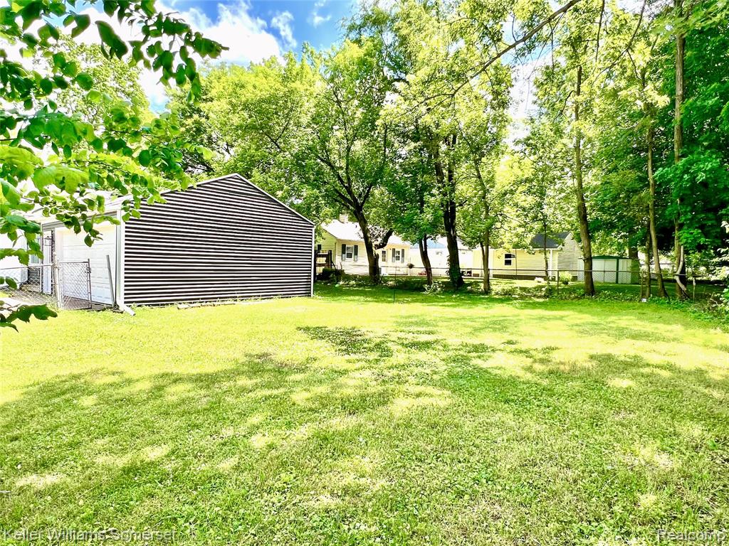 1821 Nazareth Road Kalamazoo, MI 49048 - Photo 19 of 20
