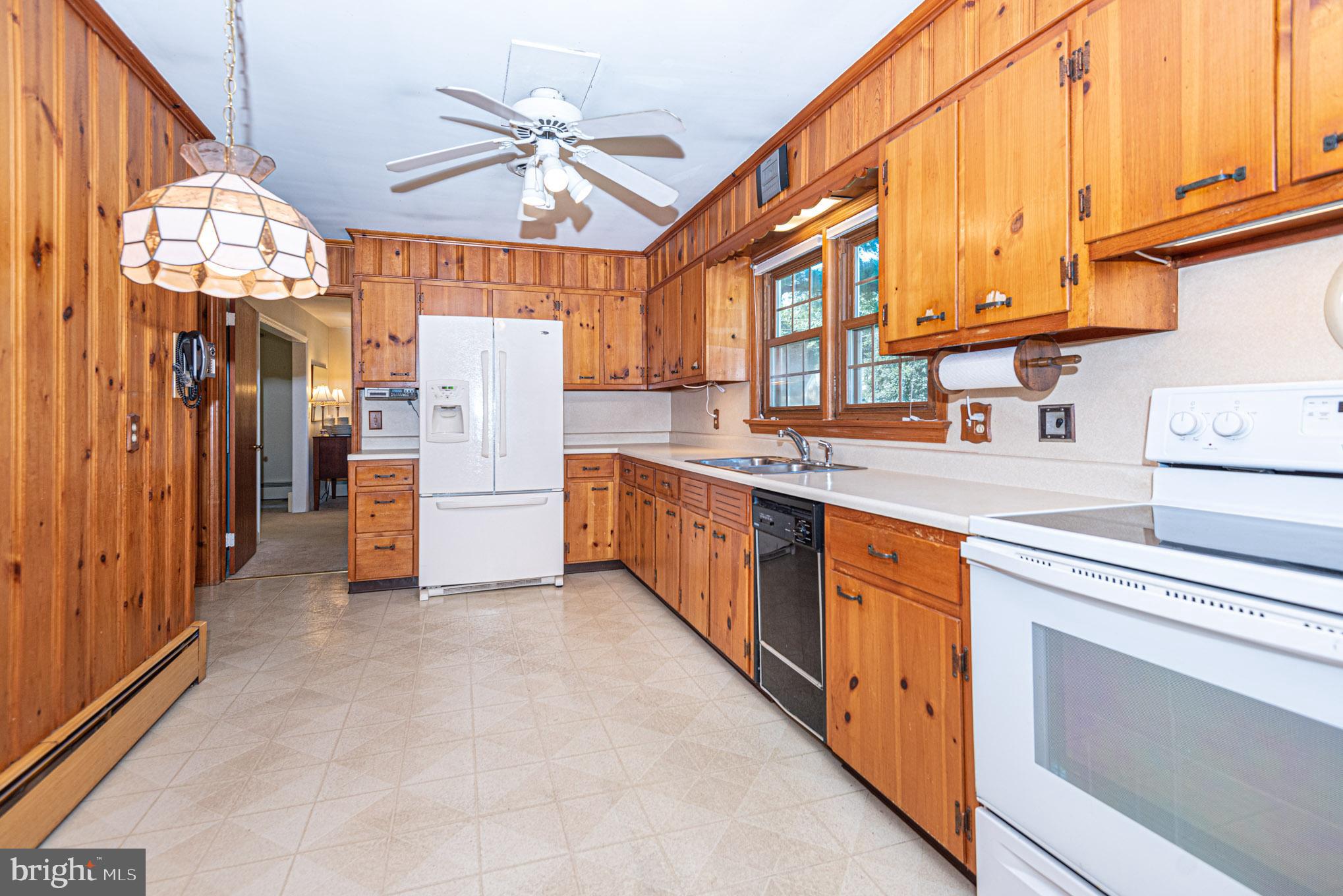 425 Pine Bluff Road Salisbury, MD 21801 - Photo 15 of 62 Kitchen