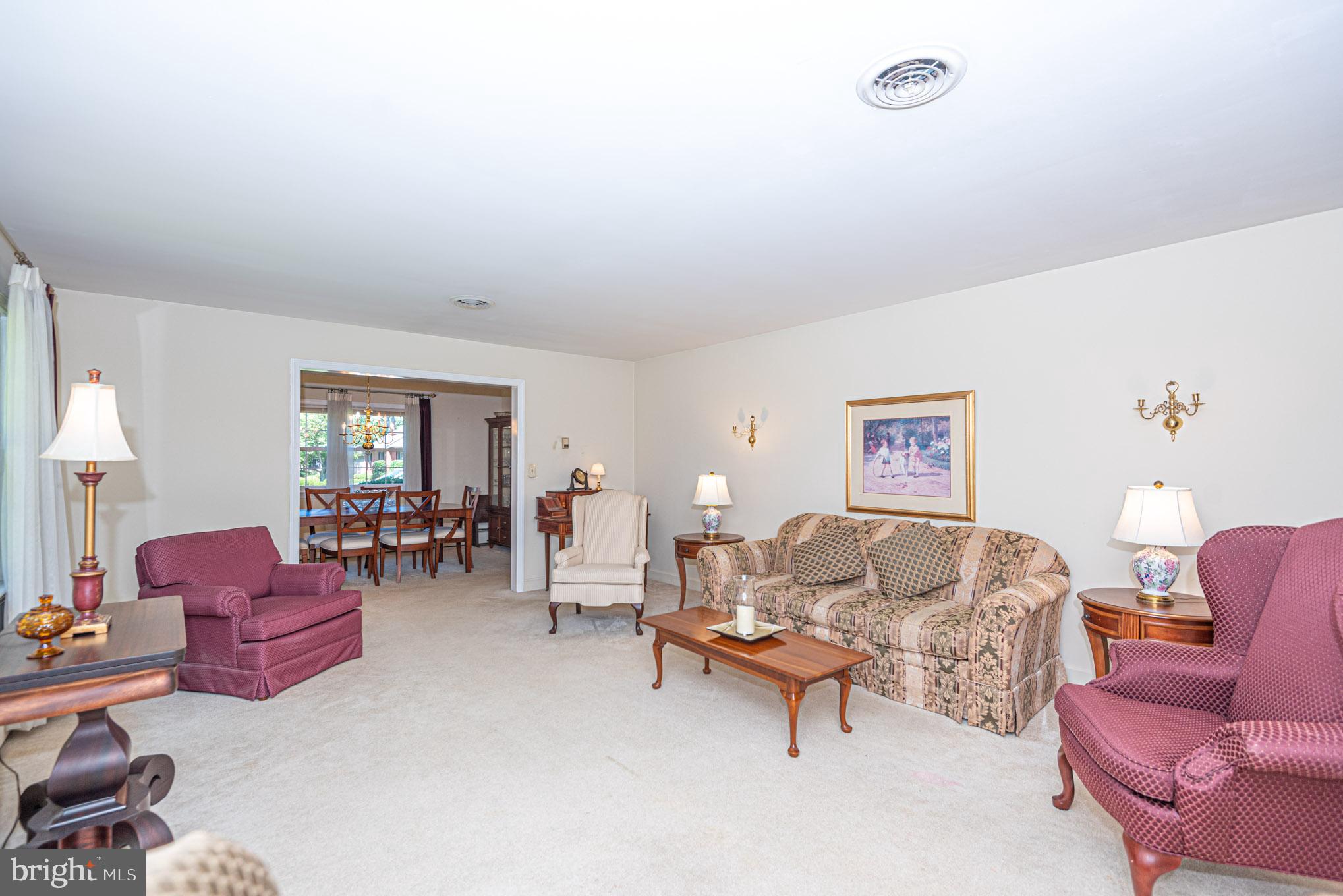 425 Pine Bluff Road Salisbury, MD 21801 - Photo 10 of 62 Living room