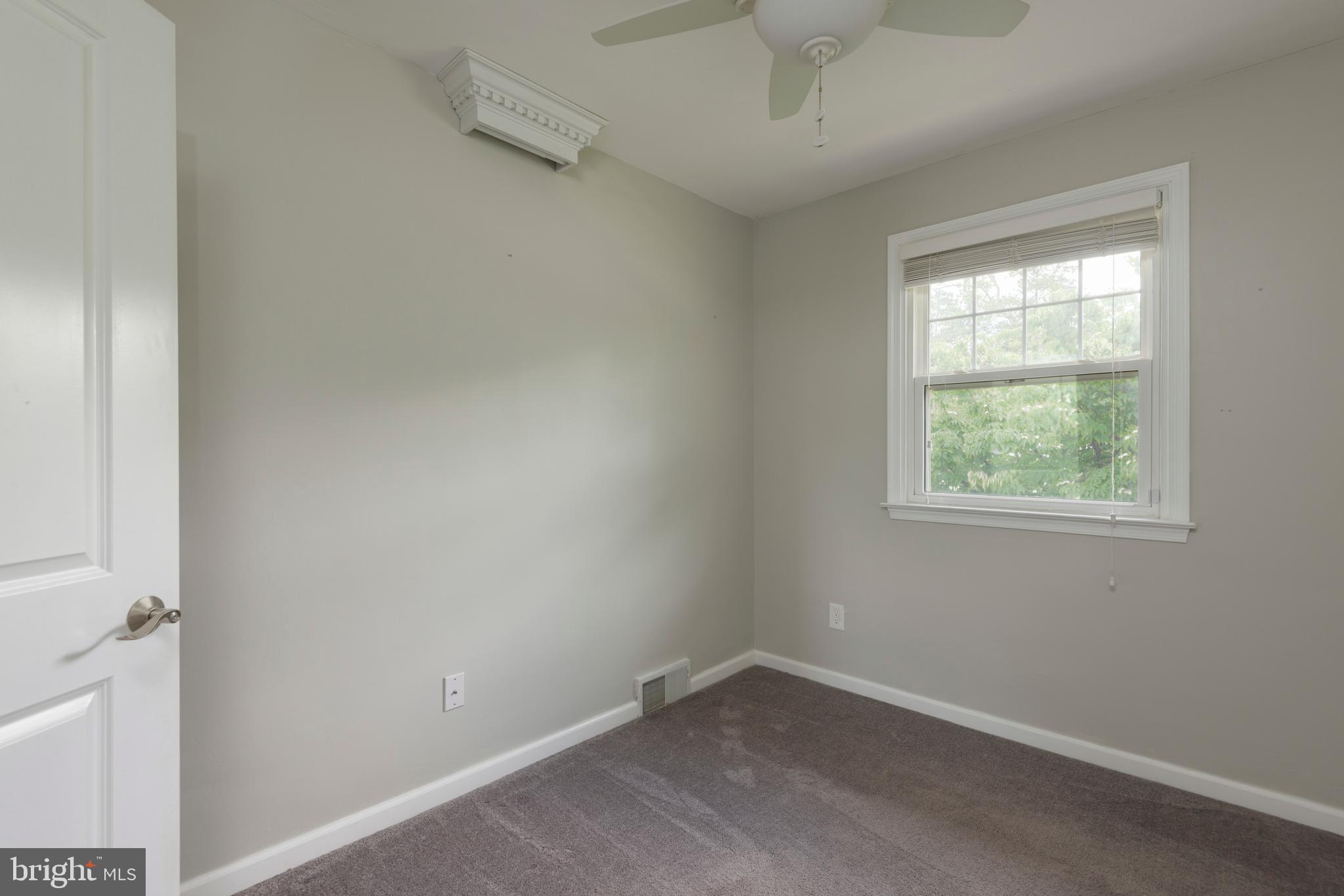 1100 Wynnbrook Road Secane, PA 19018 - Photo 19 of 24