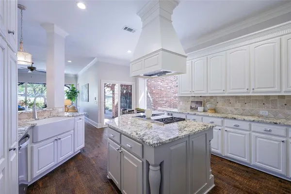 $1,075,000 | 2900 Prestonwood Drive, Plano, TX 75093