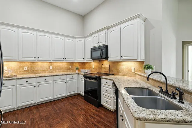 $264,900 | 830 Sweetwater Drive, Pearl, MS 39208