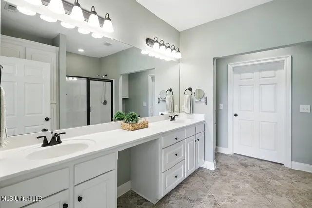 $264,900 | 830 Sweetwater Drive, Pearl, MS 39208