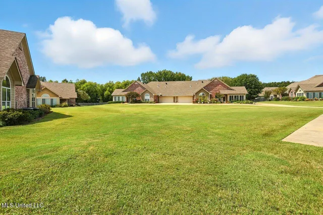 $264,900 | 830 Sweetwater Drive, Pearl, MS 39208