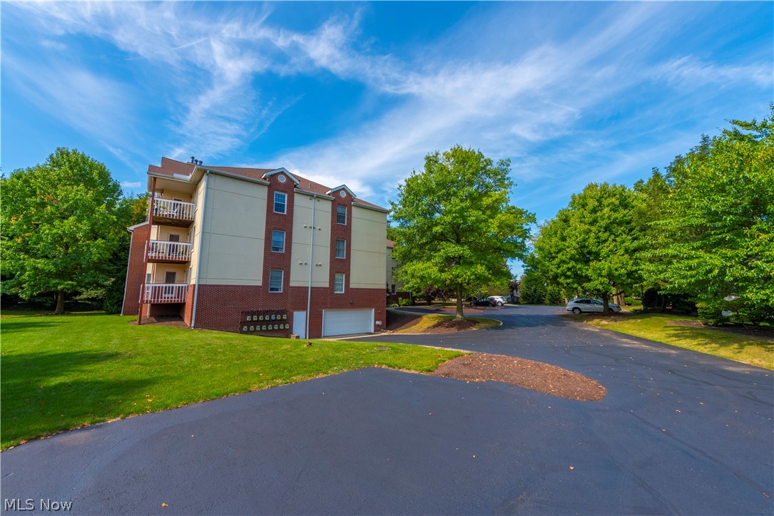 22481 Center Ridge Road, Unit 105 Rocky River, OH 44116 - Photo 34 of 35