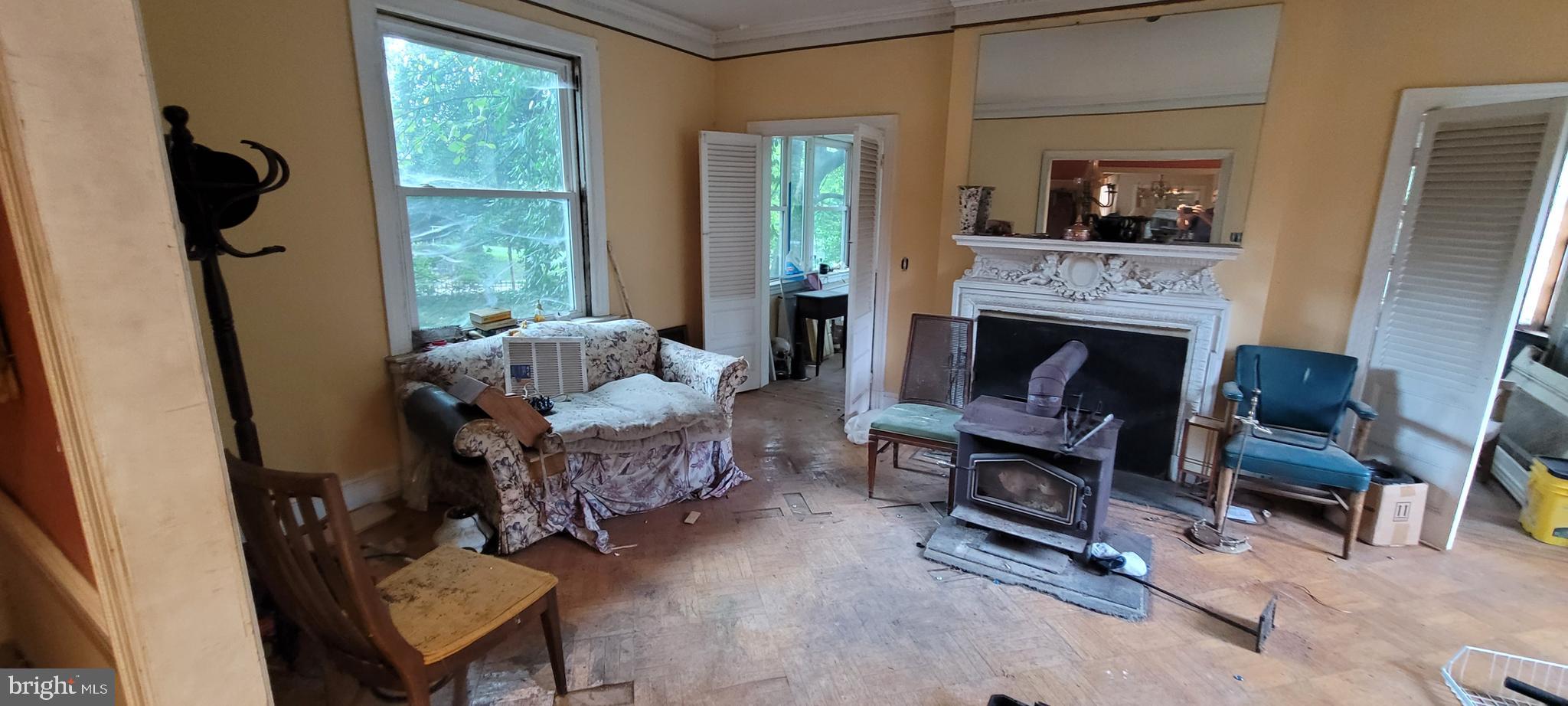 2606 Queen Anne Road Baltimore, MD 21216 - Photo 4 of 29