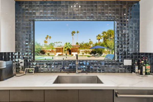 $1,899,000 | 72374 Rancho Road, Rancho Mirage, CA 92270