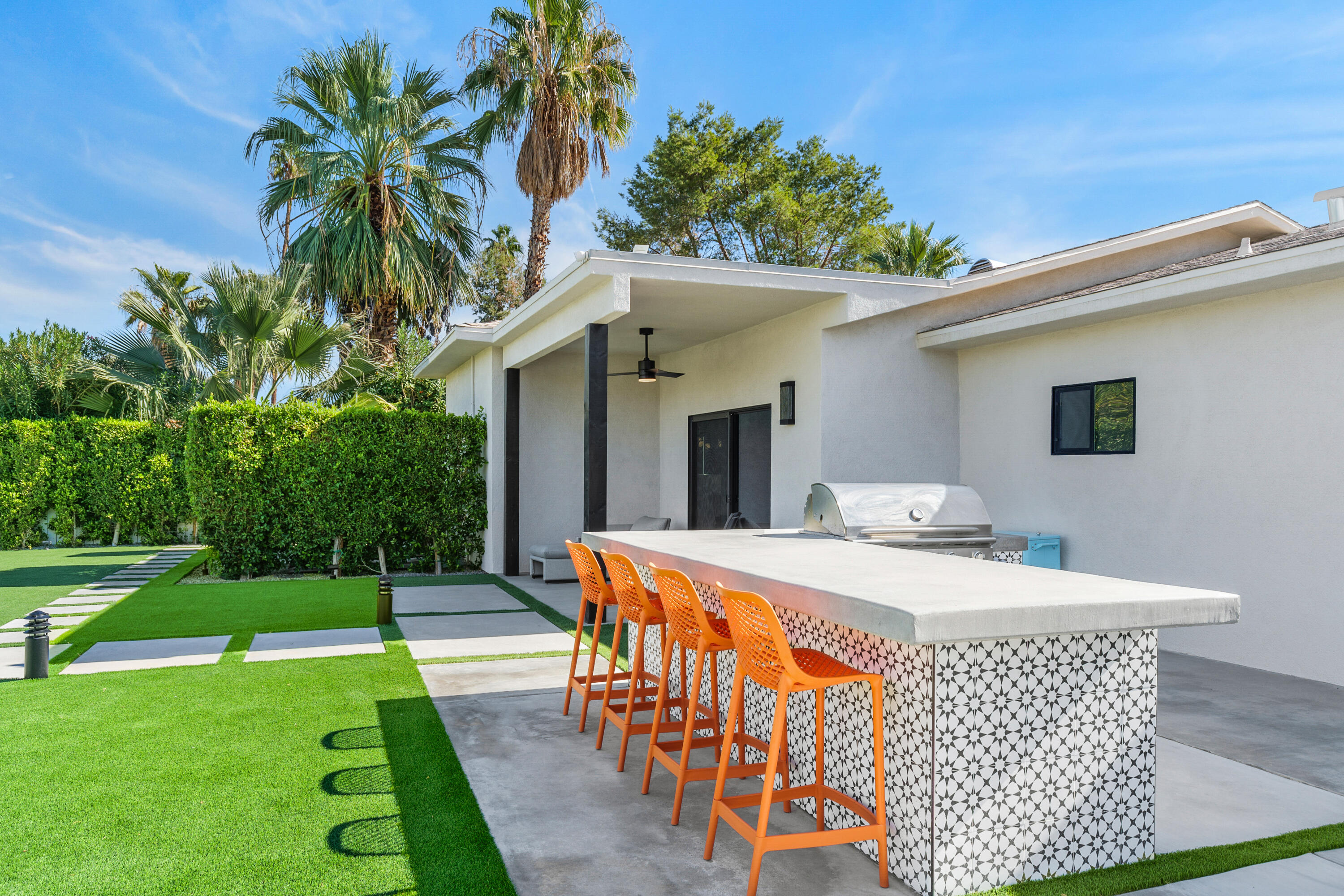 72374 Rancho Road Rancho Mirage, CA 92270 - Photo 35 of 45 33_11604344_174684_174684-EI-133