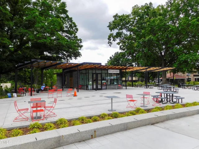 a car parked in front of a building
