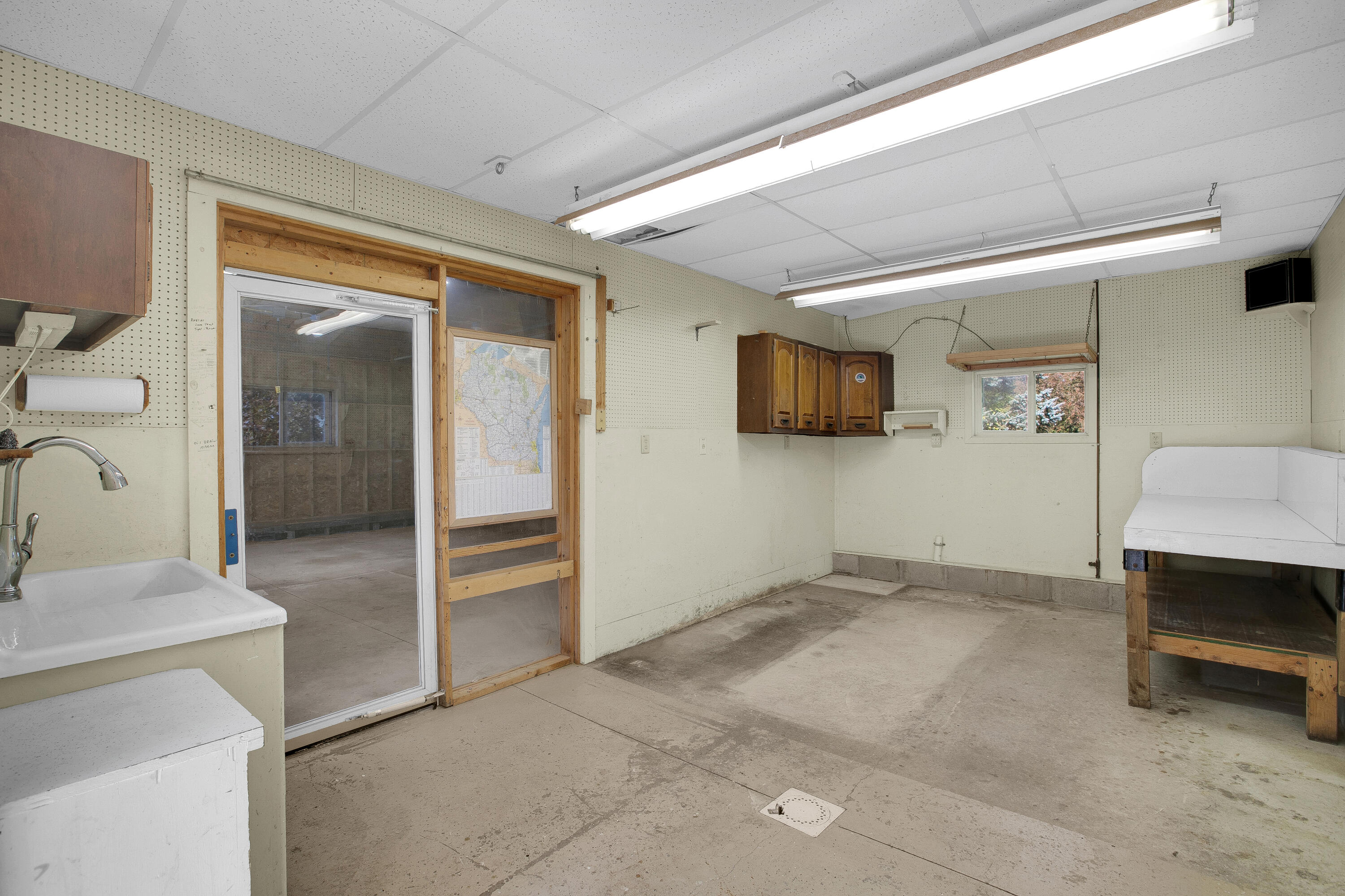 12120 Marken Road Meeme, WI 53042 - Photo 28 of 40 workshop attached to 2 car detached