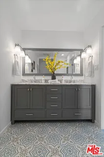 $1,595,000 | 4460 Stansbury Avenue, Sherman Oaks, CA 91423