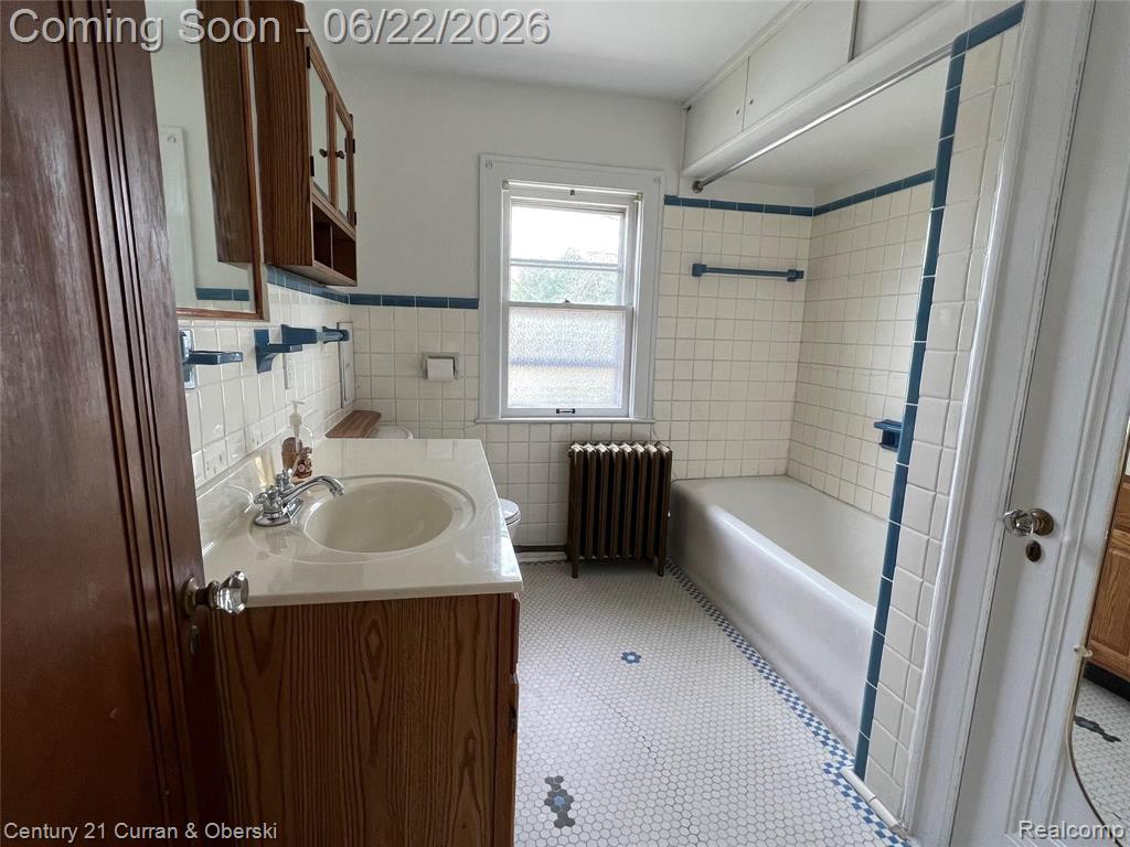 21507 Edna Street Dearborn, MI 48124 - Photo 9 of 10