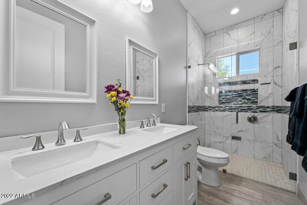3624 West Pecos Road Chandler, AZ 85226 - Photo 11 of 14 Bathroom