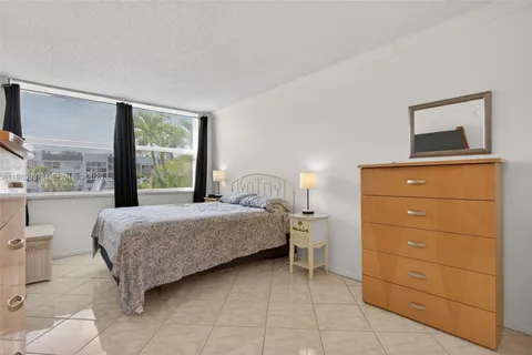 $98,500 | 6600 Royal Palm Boulevard, Unit 207B, Margate, FL 33063