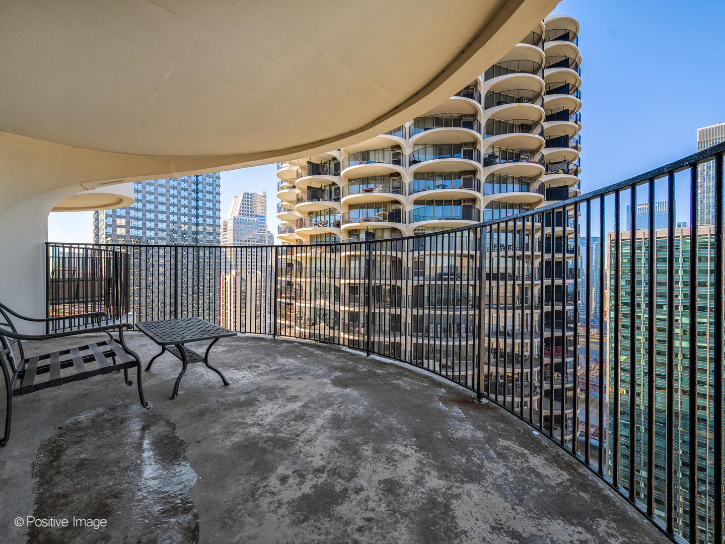 300 North State Street, Unit 5125 Chicago, IL 60654 - Photo 13 of 21