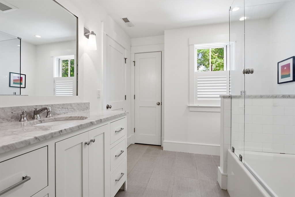 25 Stow Street Concord, MA 01742 - Photo 20 of 36